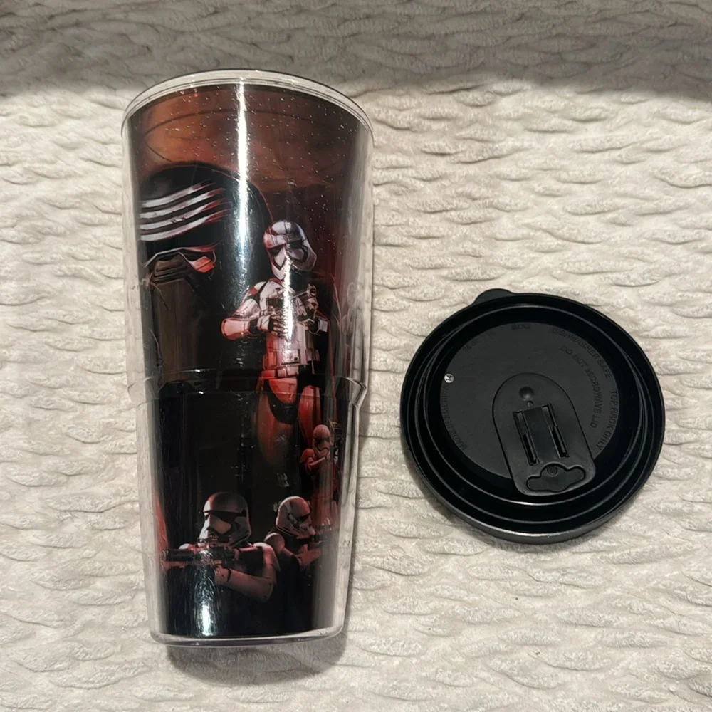 Star Wars Tervis tumbler 24 oz nwt
